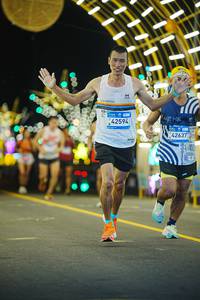 BIB: 42594, 42637
                            <button type="button" onclick="openModal(22819148)" class="btn btn-primary btn-sm float-right btn-popup" data-toggle="modal" data-target=".modal-high-quality">
                        <i class="fas fa-shopping-cart"></i> Add to Cart
                    </button>
                                            <button type="button" onclick="isThisMe(22819148, true)" class="btn btn-success btn-sm float-right btn-popup btn-isme hidden" data-toggle="tooltip" data-placement="bottom" title="นี่คือรูปของคุณใช่ไหม คลิกที่นี่เพื่อเอาเข้าอัลบั้ม">
                        <i class="fas fa-plus"></i> Add to album
                    </button>
                    <button type="button" onclick="isThisMe(22819148, false)" class="btn btn-warning btn-sm float-right btn-popup btn-isnotme hidden">
                        <i class="fas fa-ban"></i> Remove from album
                    </button>